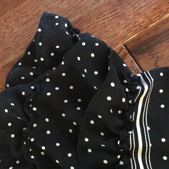 3 for $25 BCBG Casual top - Picture 4 of 7